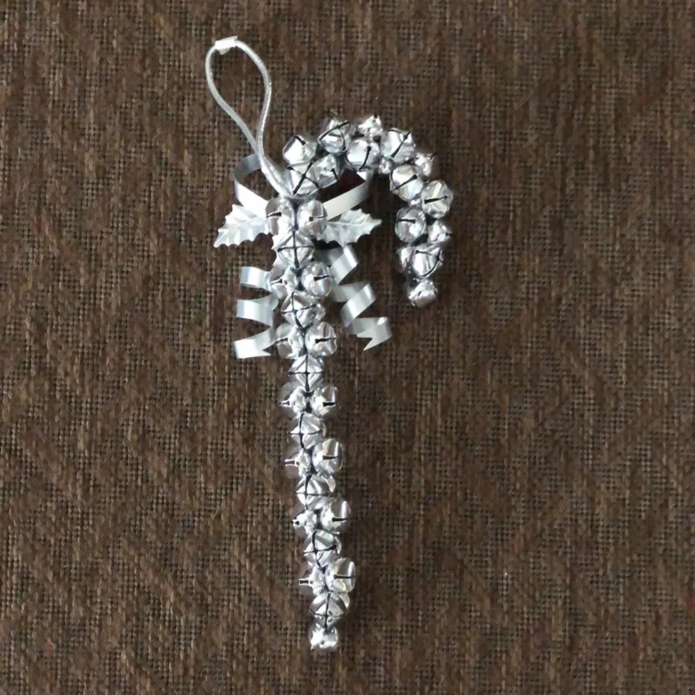 Hallmark Jingle Bell Christmas Door Wreath Candy Cane Shape Silver Bells New